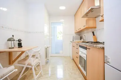 Una cocina o zona de cocina en Pintor New modern apartment