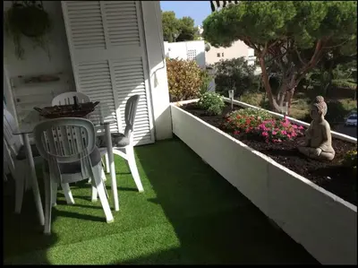 Jardín al aire libre en apartamento con fantásticas vistas