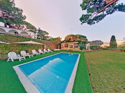 Piscina en o cerca de Premium Habitat Les Villes