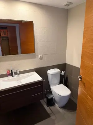 Un baño de Ukulele Apartment Trimar with Swimming Pool & Parking