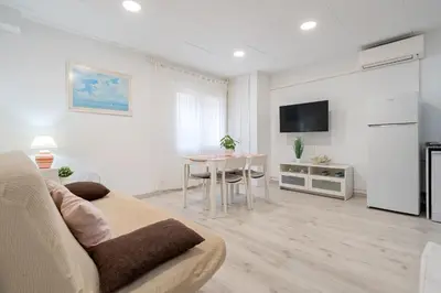 Una televisión o centro de entretenimiento en Hauzify I Mar Blanc