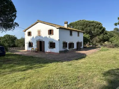 Edificio en el que se encuentra la casa o chalet