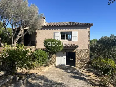 Edificio en el que se encuentra la casa o chalet