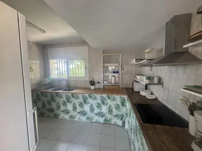 Una cocina o zona de cocina en Casa con hermosas vistas a la costa