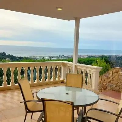 Villa Vista Alegría