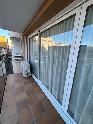 Una cocina o zona de cocina en Apartment 2 line to the sea