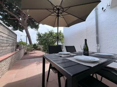 Un patio o zona al aire libre en Casa Encina - Kerstin Bruns