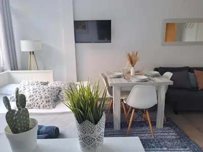 Zona de estar de Apartamento tipo estudio con piscina en Blanes