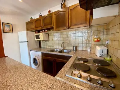 Una cocina o zona de cocina en Casa del Pi with a shared pool