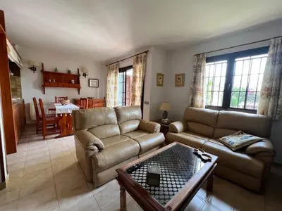Zona de estar de Casa del Pi with a shared pool