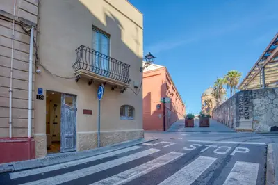 El barrio de los alrededores o un barrio cerca de este apartamento