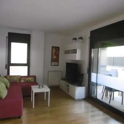 Amplio apartamento con piscina y aire acondionado