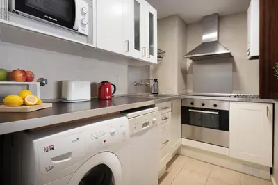 Una cocina o zona de cocina en LETS HOLIDAYS Beach Apartment in Tossa
