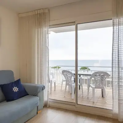 Apartamento con vistas al mar y piscina en Platja d'Aro