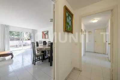 Plano de Apartamento con piscina y aparcamiento en Playa de Aro