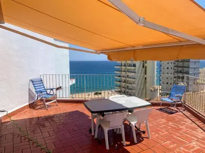 Un balcón o terraza de Ático con vistas al mar en Platja d'Aro