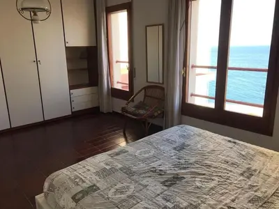 Cama o camas de una habitación en Ático con vistas al mar en Platja d'Aro