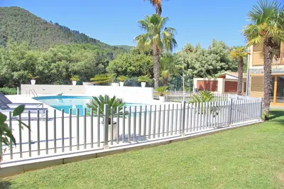 Piscina en o cerca de PREMIUM HABITAT Can Ferrer