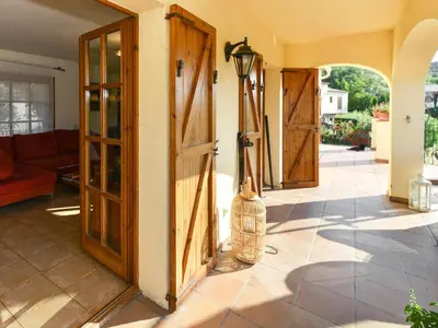 Plano de Villa de lujo con piscina privada y wifi - ES-360-2