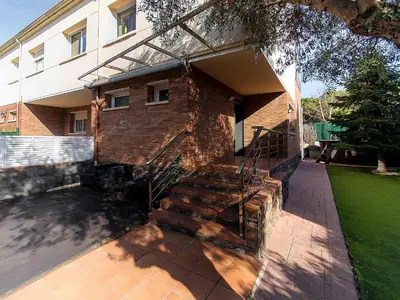 Edificio en el que se encuentra la casa o chalet