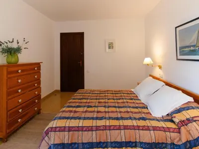 Cama o camas de una habitación en Ático de Lujo en Palamós, Vista al Mar, Parking Incluido - ES-360-3