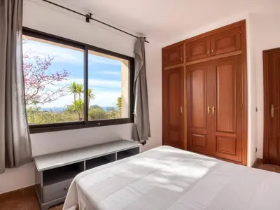 Cama o camas de una habitación en Casa de Lujo con Piscina Privada en Platja d'Aro - ES-360-6