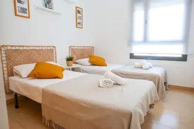Cama o camas de una habitación en Turo 6 Family flat with Pool and Playground