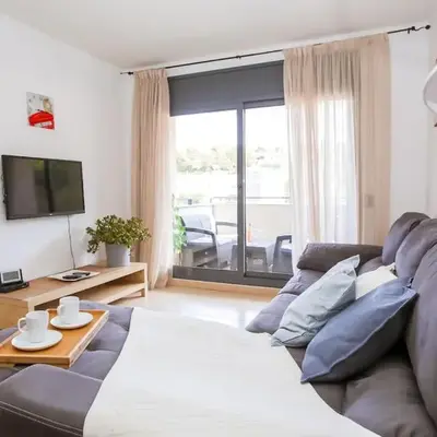 Turo 6 Family flat with Pool and Playground