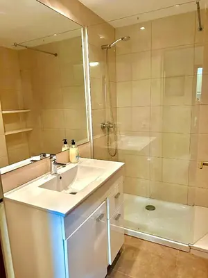 Un baño de Canyelles Beach Apartment