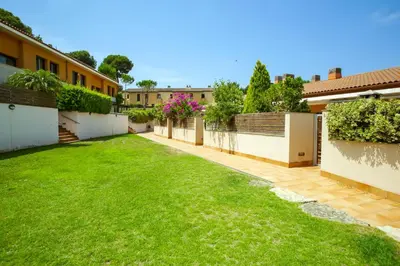 Jardín al aire libre en Casa A1 Beautiful house few steps from the beach