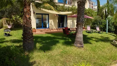 Jardín al aire libre en Apartment with garden and sea view Santa Cristina Blanes