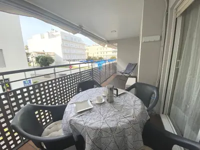 Un balcón o terraza de Kerstin Bruns - Granados Apartment with ocean views