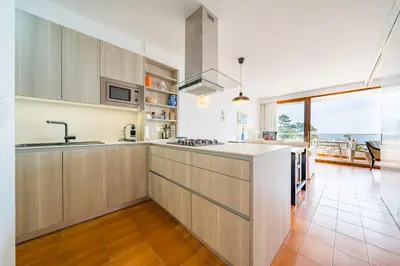 Una cocina o zona de cocina en MM-Precioso piso con terraza y vistas al Mar A/C
