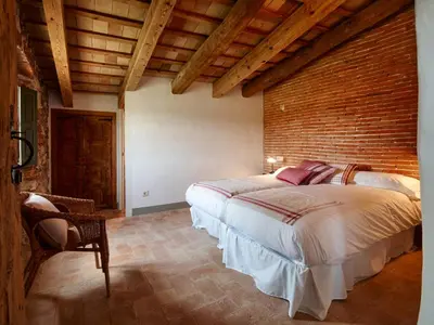 Plano de A Restored 16Th-Century Farmhouse Near Girona