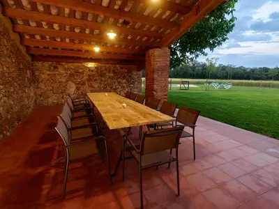 Plano de A Restored 16Th-Century Farmhouse Near Girona