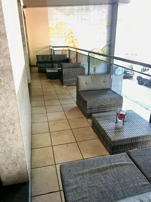Zona de estar de Born to Chill Central Stay with Pool, Parking & Balcony