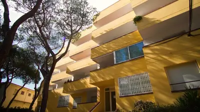Edificio en el que se encuentra el apartamento