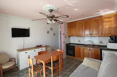Una cocina o zona de cocina en A093-BlueSky