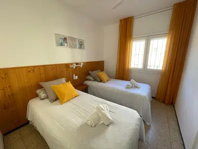 Cama o camas de una habitación en Quiet apartment in S'Agaró