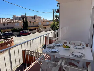 Un balcón o terraza de Quiet apartment in S'Agaró