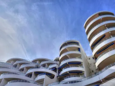 Edificio en el que se encuentra el apartamento