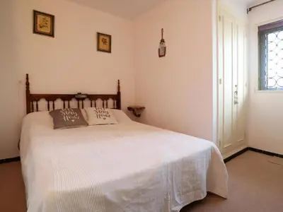 Cama o camas de una habitación en Apartamento junto al mar en S'Agaró, 4 personas, terraza - ES-298-2