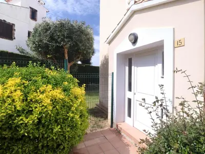 Jardín al aire libre en Apartamento en S'Agaró para 6 personas con piscina y aparcamiento - ES-298-3