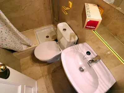 Un baño de Apartamento en S'Agaró para 5 personas con terraza - ES-298-5
