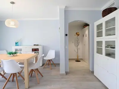 Una cocina o zona de cocina en Apartamento 6 pers. a 50m playa de Sant Pol - ES-298-24