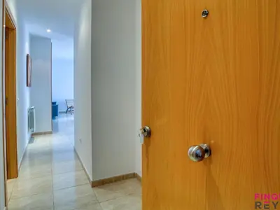 Plano de Apartamento céntrico en S'agaró con balcón y estacionamiento - ES-298-28