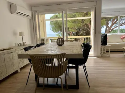 Plano de Apartamento con vista al mar en Platja d'Aro, acceso directo a la playa - ES-298-35