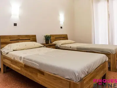 Cama o camas de una habitación en Apartamento a 100m de la playa con terraza, aparcamiento y vista lateral al mar - ES-298-30