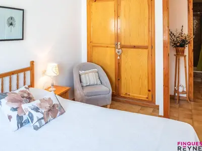 Cama o camas de una habitación en Apartamento 2 habitaciones con terraza y tenis, cerca de la playa - ES-298-36