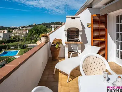 Piscina en o cerca de Apartamento 2 habitaciones con terraza y tenis, cerca de la playa - ES-298-36